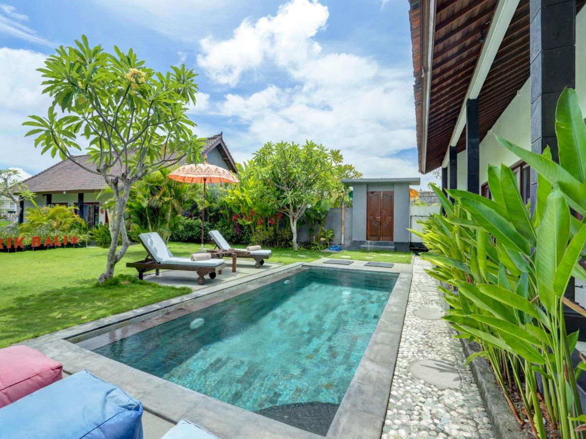 Oyo 90116 Carik Bali Guest House Canggu Buitenkant foto
