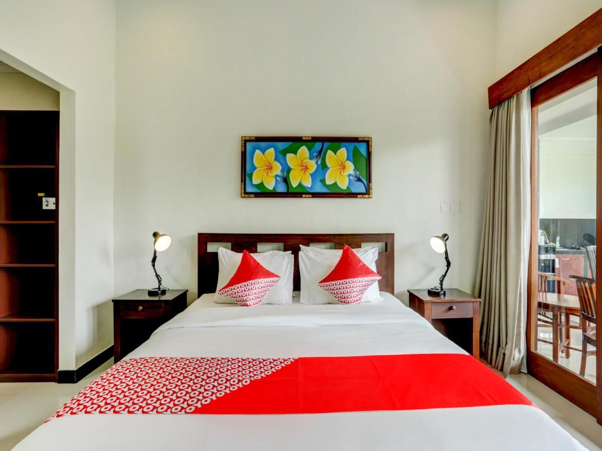 Oyo 90116 Carik Bali Guest House Canggu Buitenkant foto