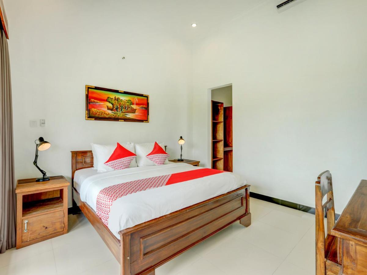 Oyo 90116 Carik Bali Guest House Canggu Buitenkant foto