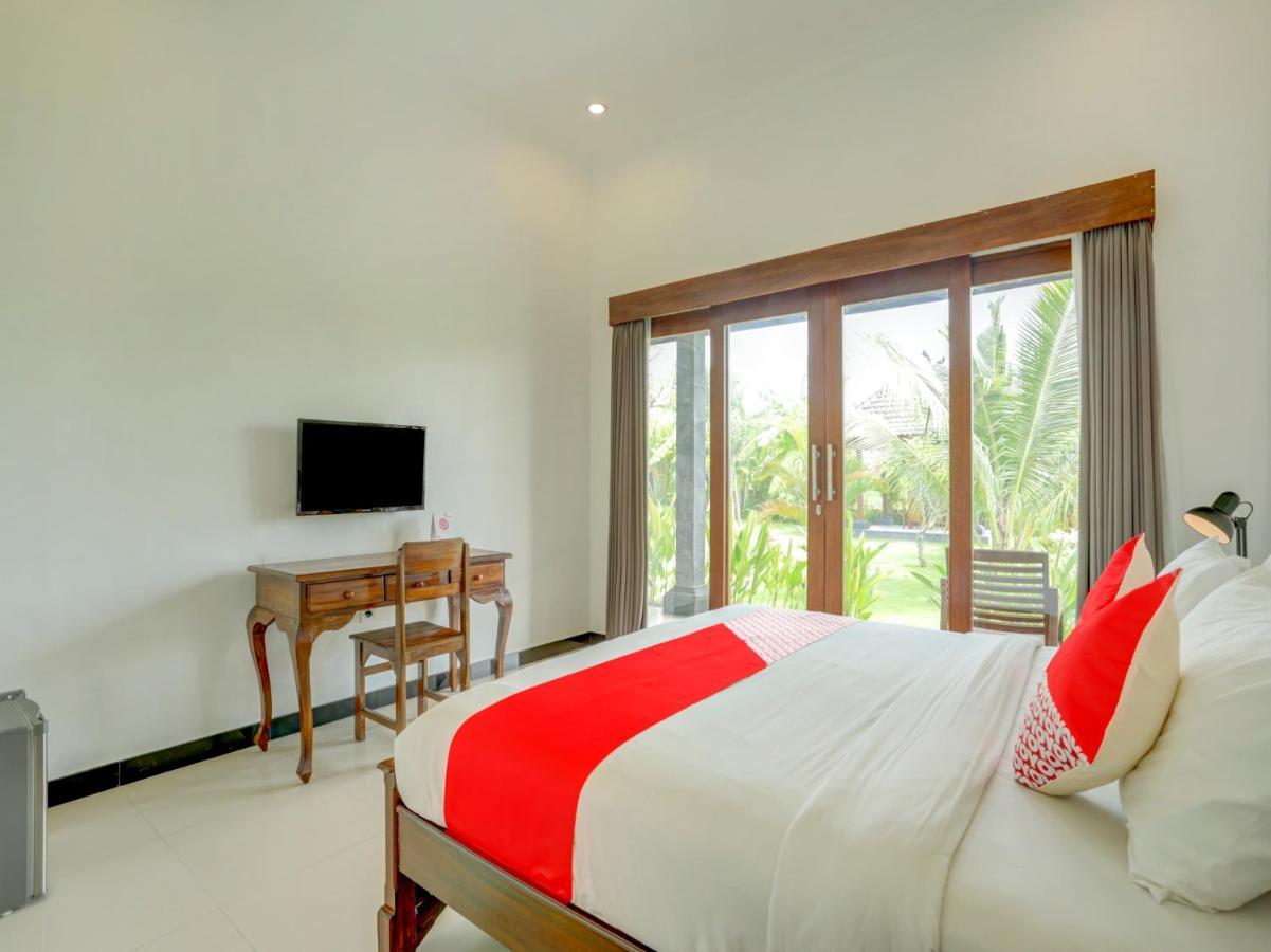 Oyo 90116 Carik Bali Guest House Canggu Buitenkant foto